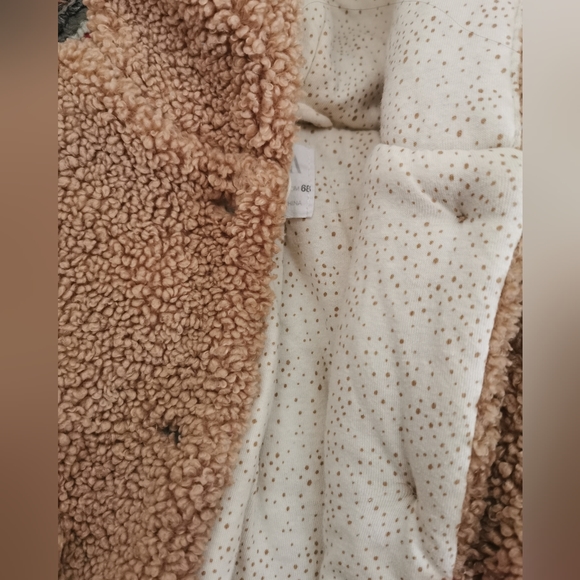 SOLD ON FB- Zara 3-6 month Sherpa Jacket - Picture 11 of 12